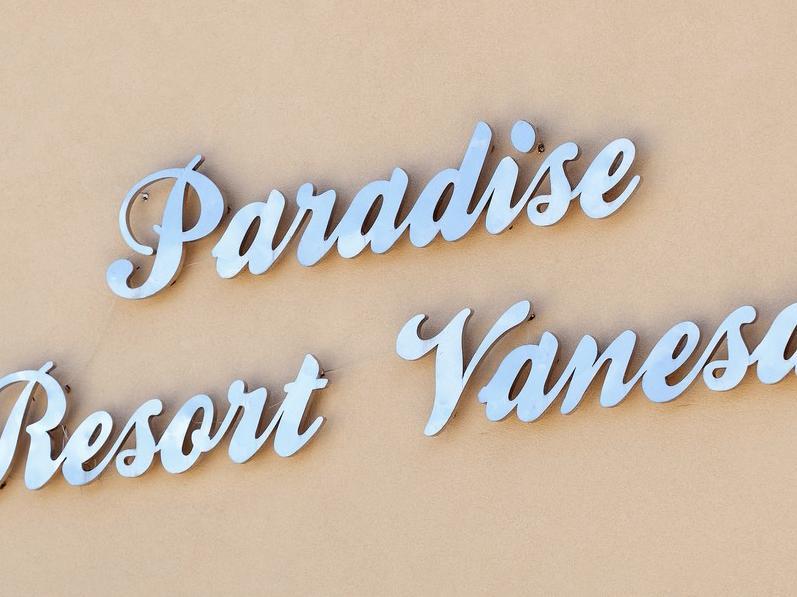 Paradise Resort Vanesa Vir Exteriér fotografie
